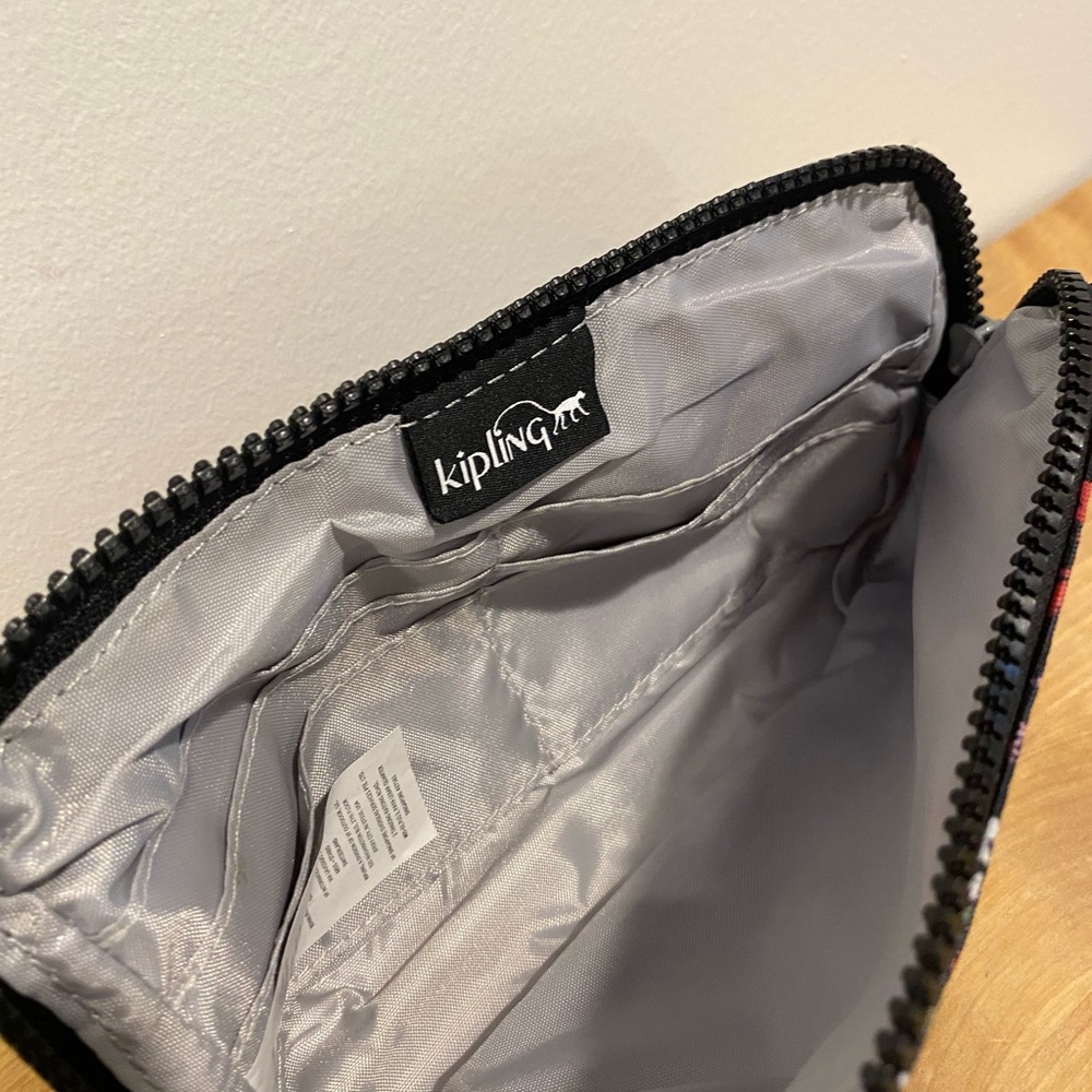 Kipling Small Crossbody Purse - Picture 5 of 8
